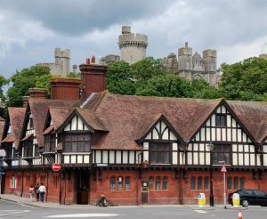 Arundel mit seinem Castle im Hintergrund