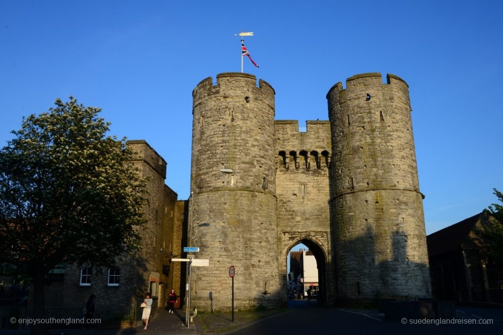 Das West Gate von Canterbury, ein mittelalterliches Stadttor