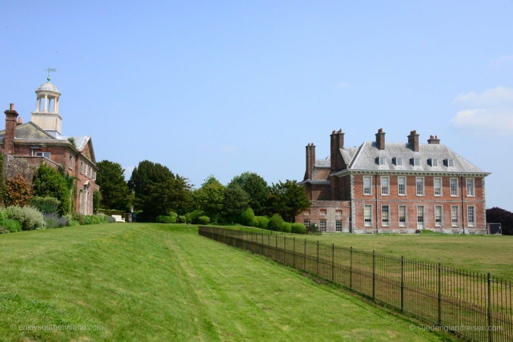 Wir entscheiden uns für einen Besuch von Uppark House and Garden...