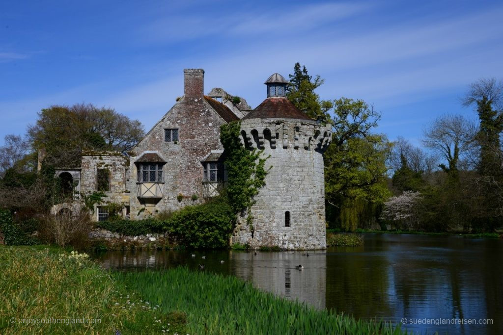 Scotney Castle - die künstlich angelegte Ruine im Landschaftspark