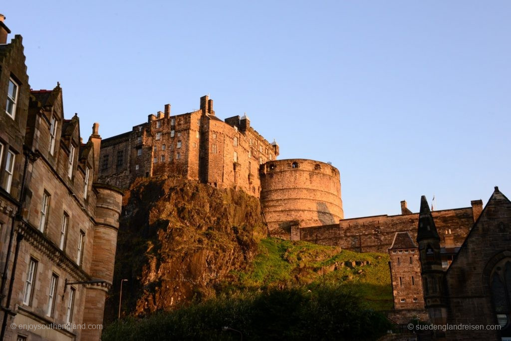 Edinburgh Castle in the most beautiful morning light