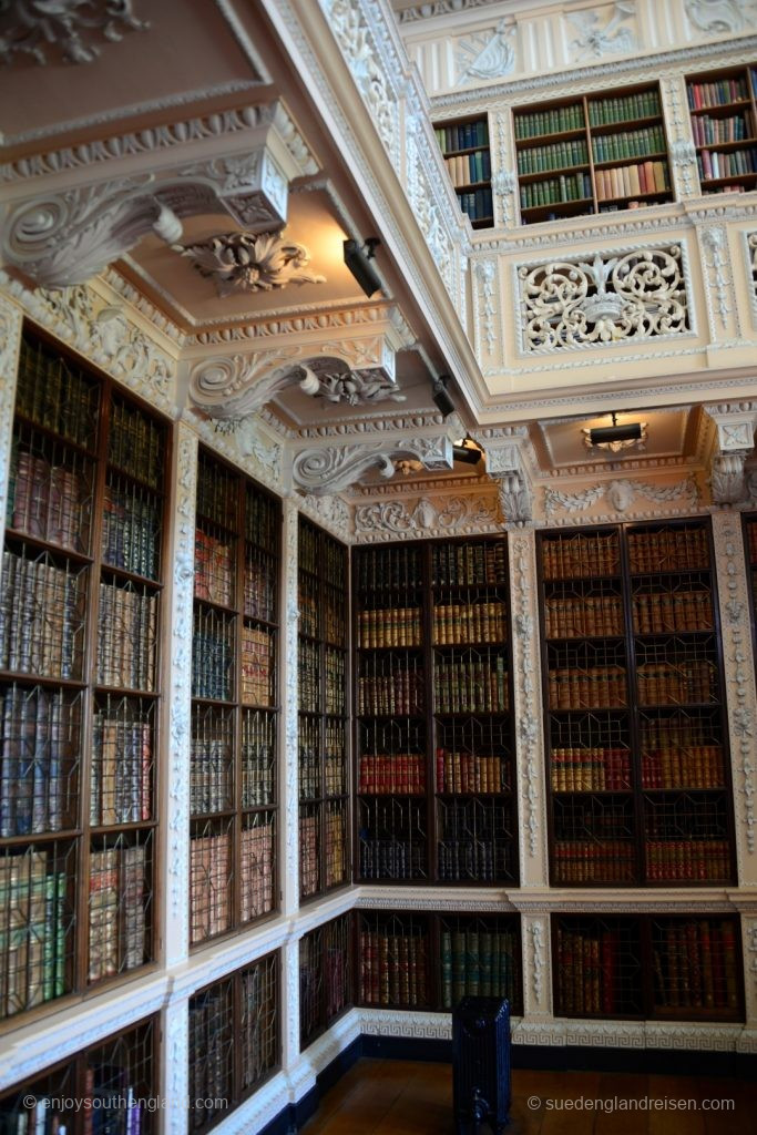 Prächtige Bücher in der Bibliothek von Blenheim Palace