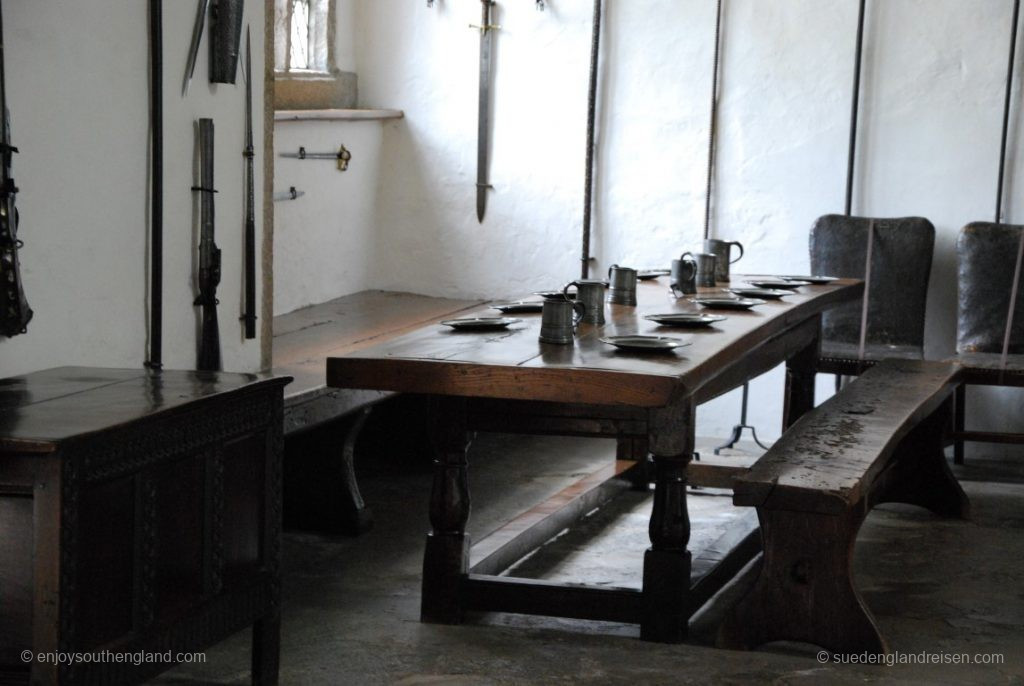 Cotehele in Cornwall - table in the great Hall