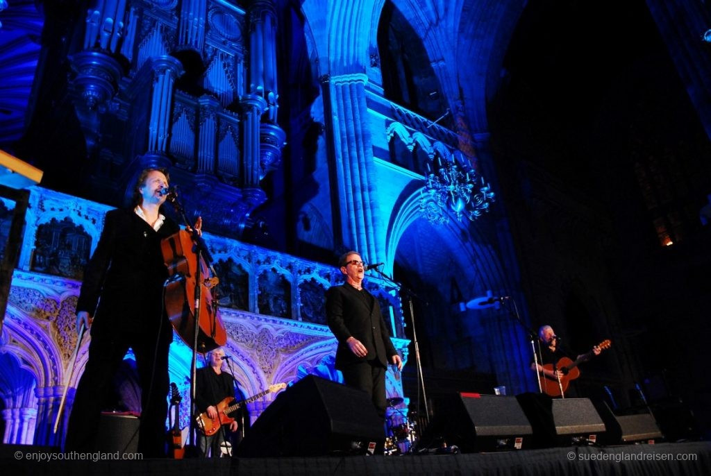 Live Concert at Exeter Cathedral (The Oysterband with June Tabor)