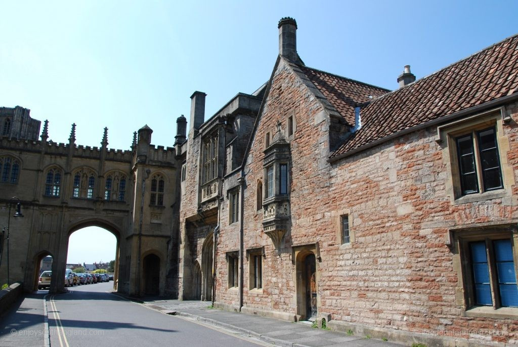 nearby Wells Cathedral (Somerset)