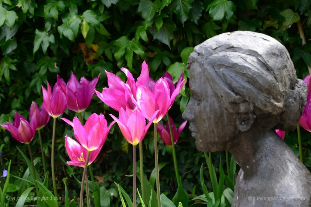 Skulptur im Pashley Manor Gardens