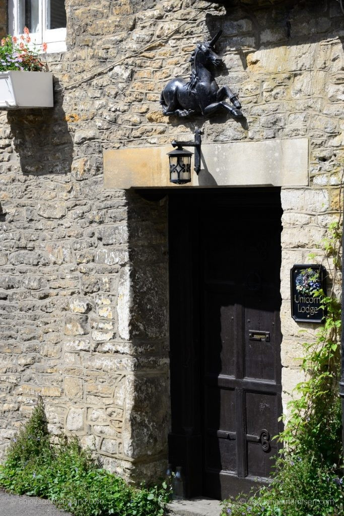 Castle Combe - Details