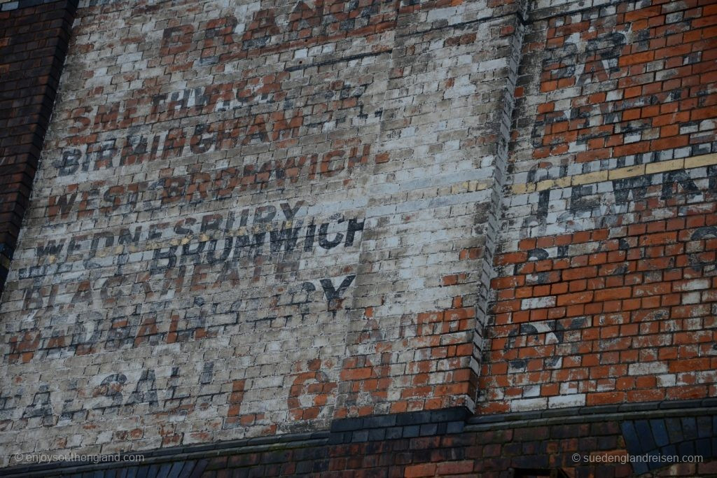 Gloucester - alte Lagerhallen am Hafen im Jahr 2015