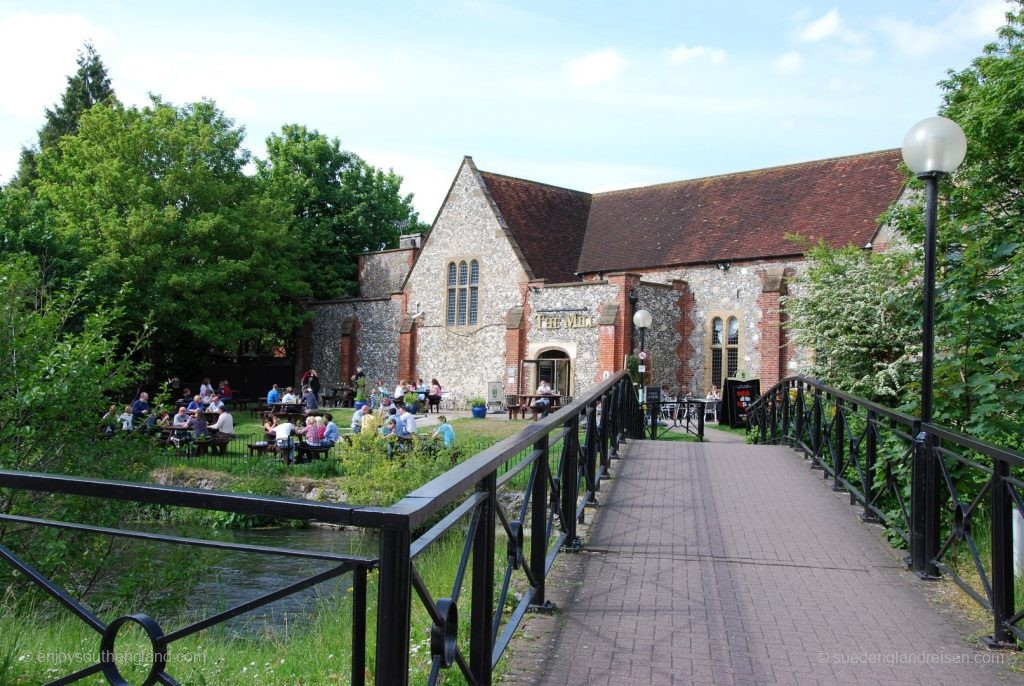 ebenfalls mitten in Salisbury - Pub mit schönem Biergarten