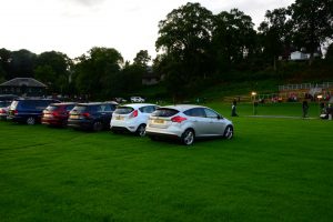 Wie in einem alten Autokino: Der Highland Evening in Pitlochry