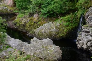 Der Findhorn River bei der Dulsie Bridge