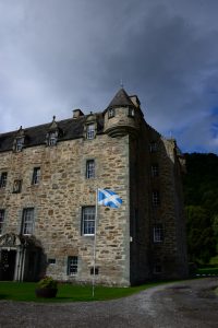 Castle Menzies kann übrigens für private Veranstaltungen angemietet werden