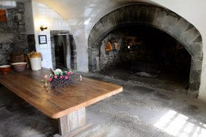 Alter Kamin im Castle Menzies