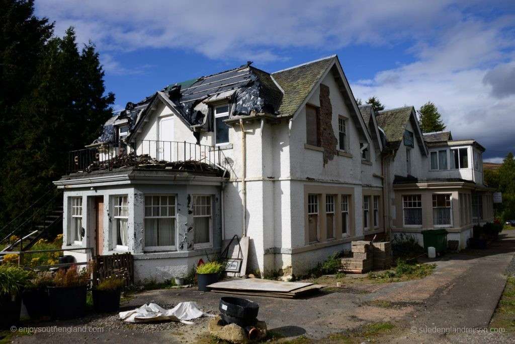 A lost place in the middle of nowhere: The Amulree Hotel, built in 1714, is a lonely Inn.