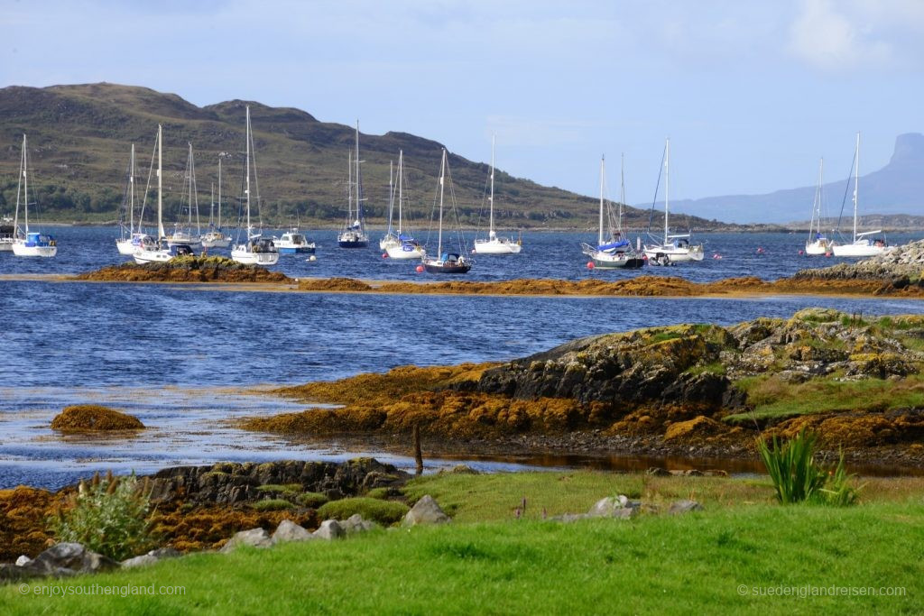 These are the colours of Scotland, when the sun comes through after the rain!