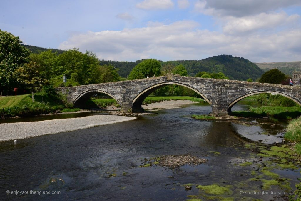 Pen-Y-Bont