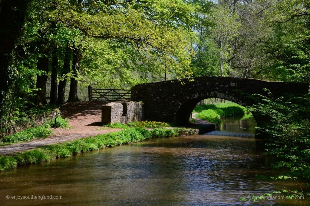 Am Monmouthshire & Brecon Canal