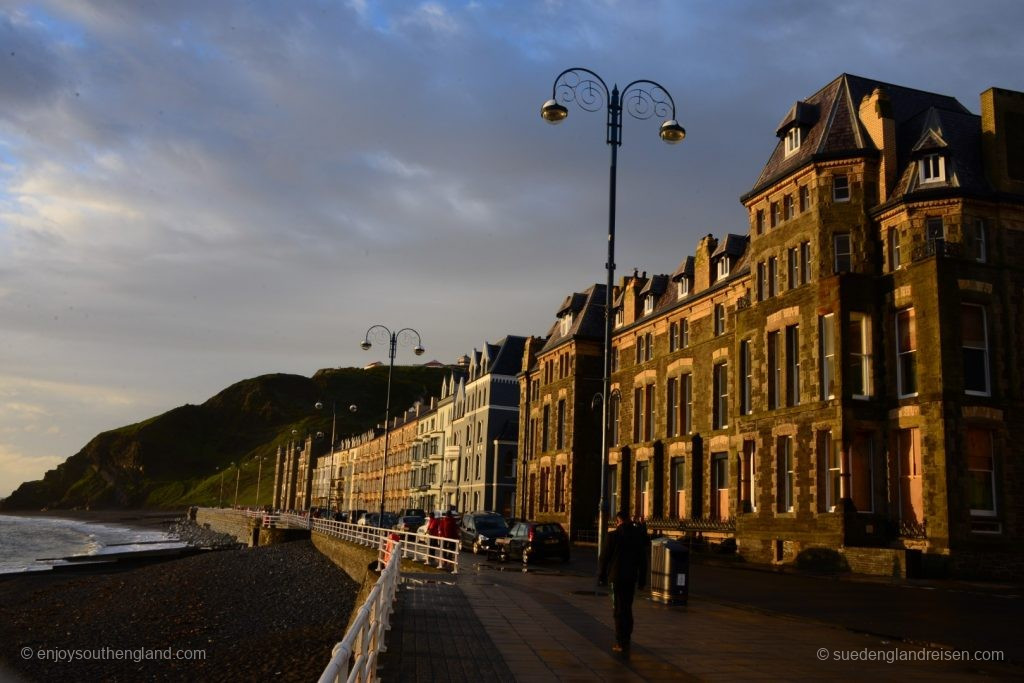 An der Strandpromenade von Aberystwyth